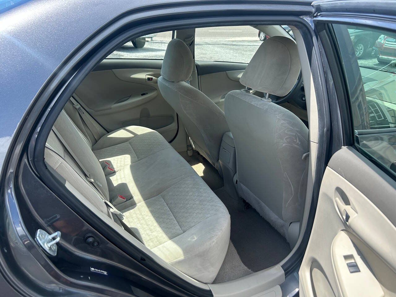 Used 2009 Toyota Corolla LE FWD image 10