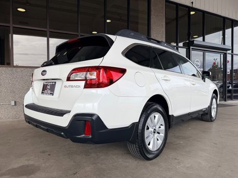 Used 2019 Subaru Outback 2.5i Premium image 35