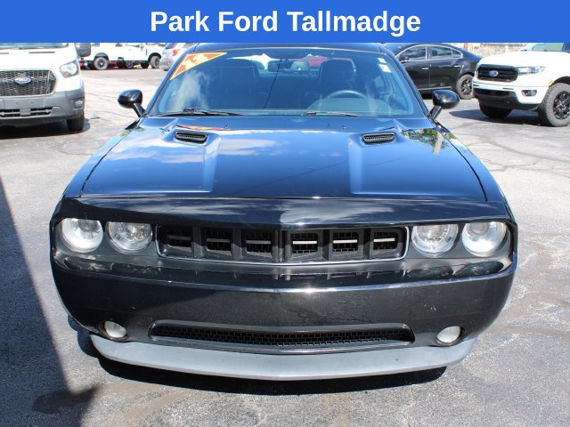 Used 2012 Dodge Challenger R/T RWD image 8