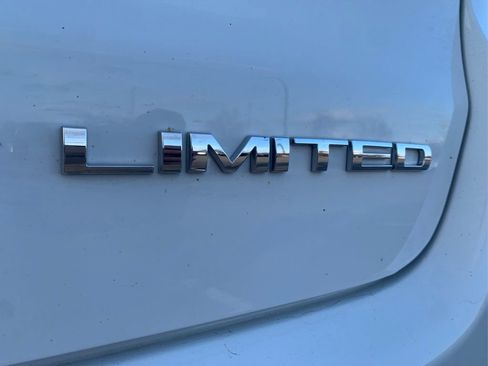 Used 2026 Jeep Compass Limited AWD/4WD image 14