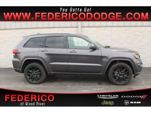 Used 2020 Jeep Grand Cherokee Altitude image 1