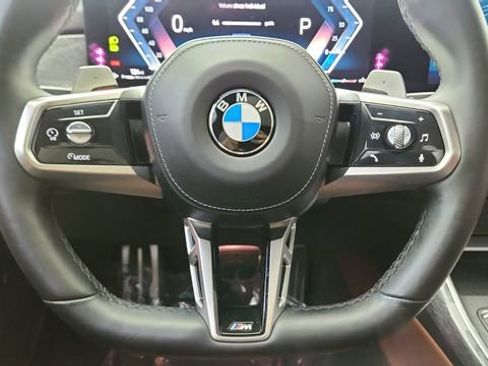 Used 2023 BMW 740i w/ Executive Package image 44