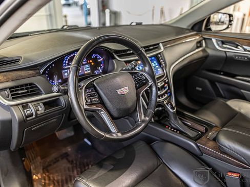 Used 2016 Cadillac XTS Luxury image 19