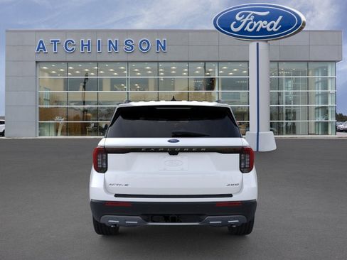 New 2026 Ford Explorer Active image 5