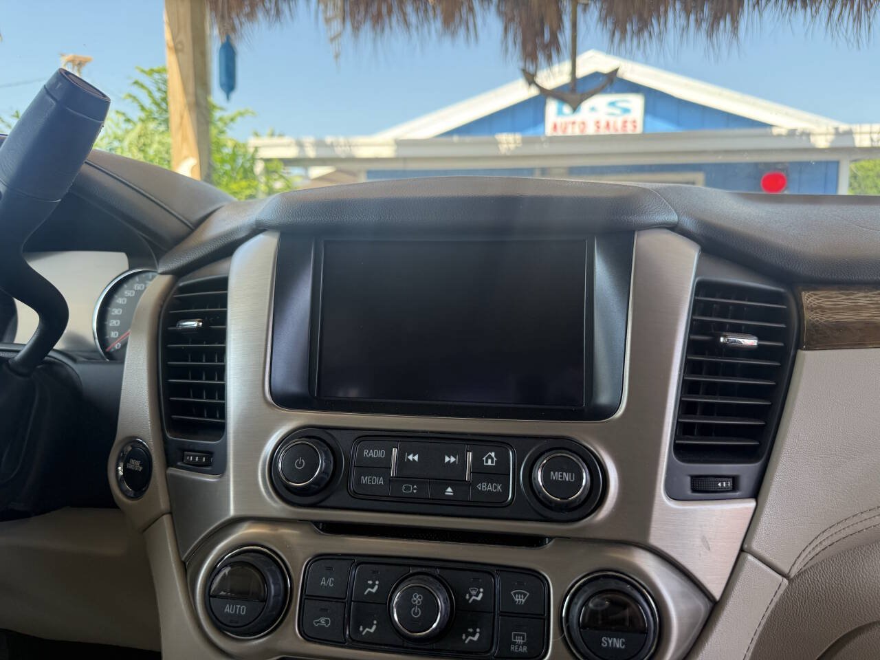 Used 2017 GMC Yukon Denali w/ Enhanced Security Package AWD/4WD image 15