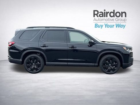 Used 2026 Honda Pilot Black Edition image 8