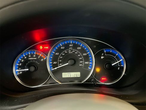 Used 2010 Subaru Forester 2.5X Premium w/ Popular Equipment Group 1A image 11