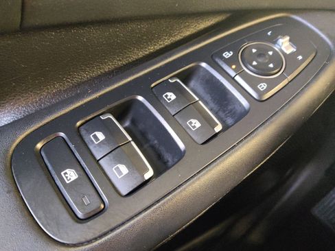 Used 2025 Hyundai Sonata SEL FWD image 27