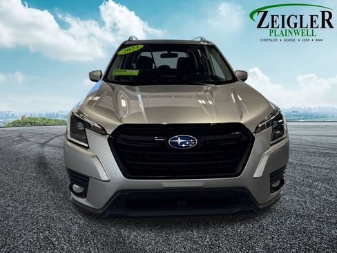 Used 2023 Subaru Forester Premium AWD/4WD image 8