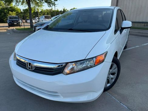 Used 2012 Honda Civic LX image 1