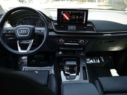 Certified 2025 Audi Q5 2.0T Premium AWD/4WD image 25