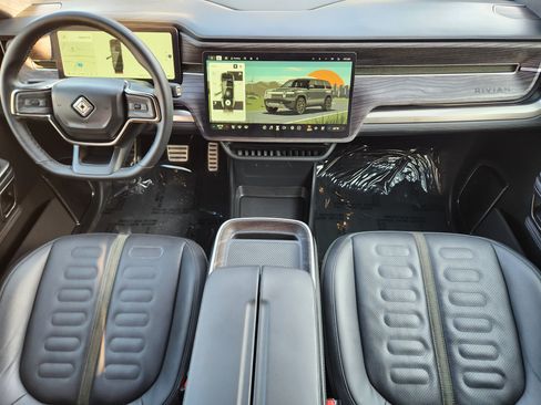 Used 2023 Rivian R1S Adventure Quad AWD/4WD image 23