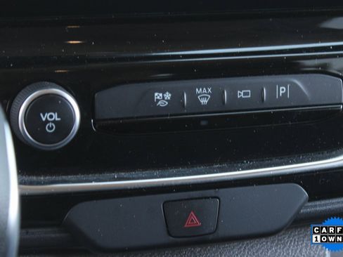 Used 2023 Ford Transit 350 XLT image 25