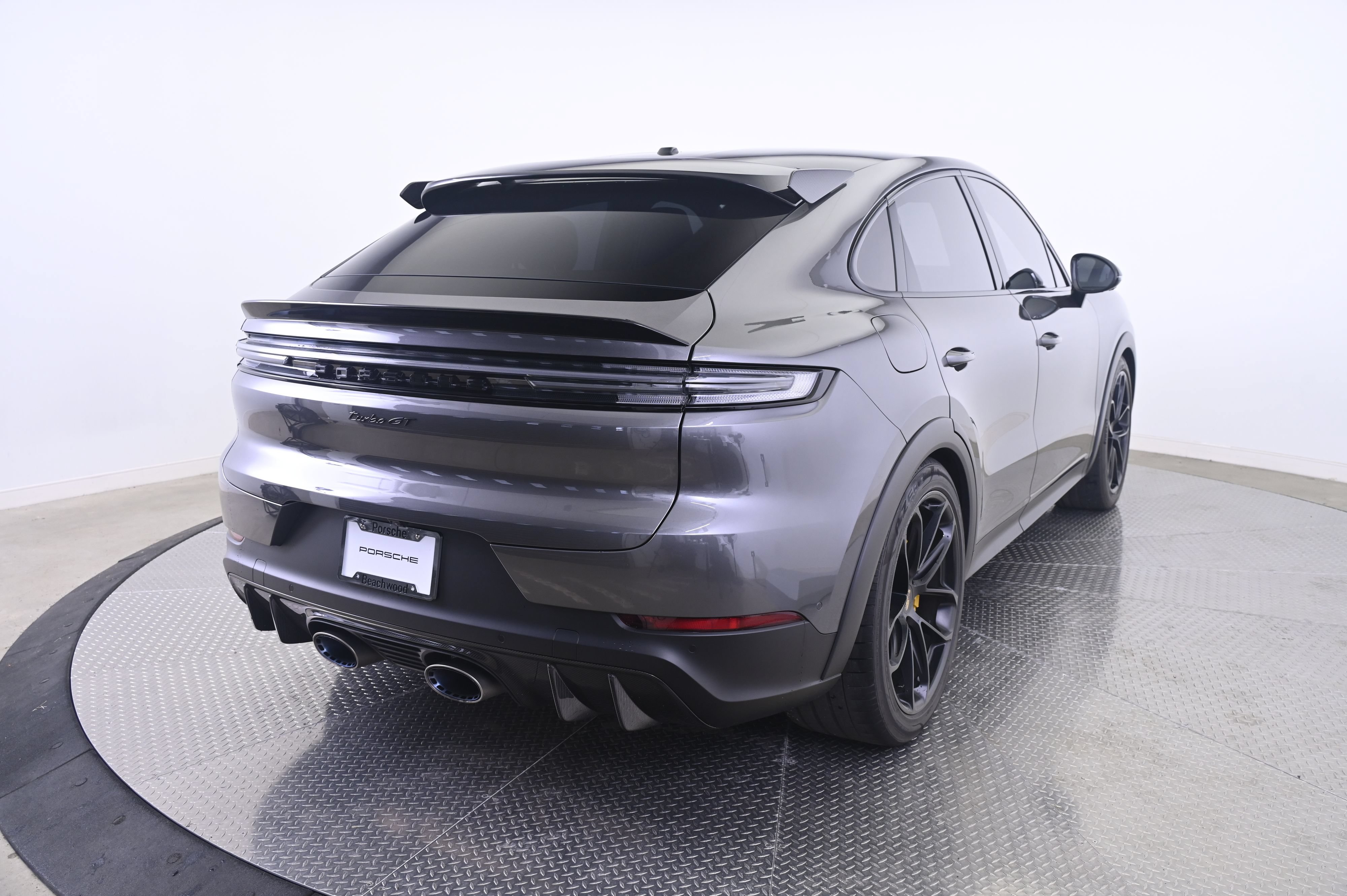 Used 2024 Porsche Cayenne Turbo GT AWD/4WD image 7