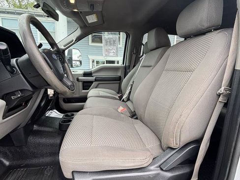 Used 2019 Ford F350 XLT w/ Camper Package AWD/4WD image 11