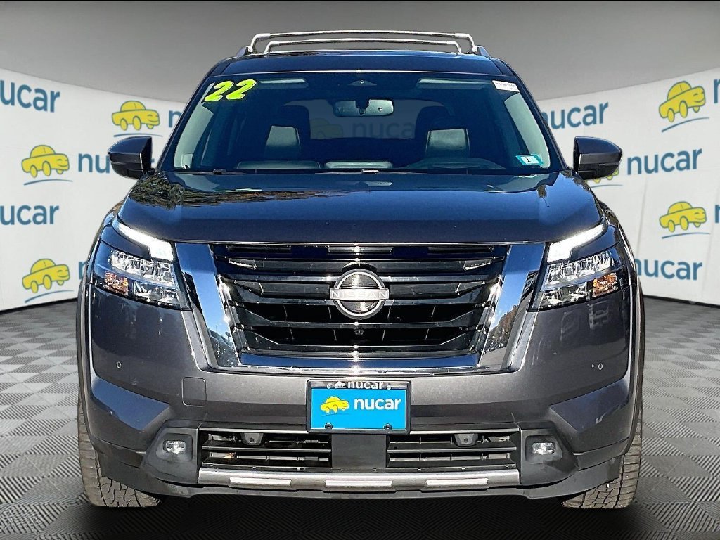 Used 2022 Nissan Pathfinder Platinum w/ Cargo Package AWD/4WD image 2