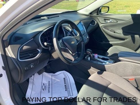 Used 2023 Chevrolet Malibu LT image 12