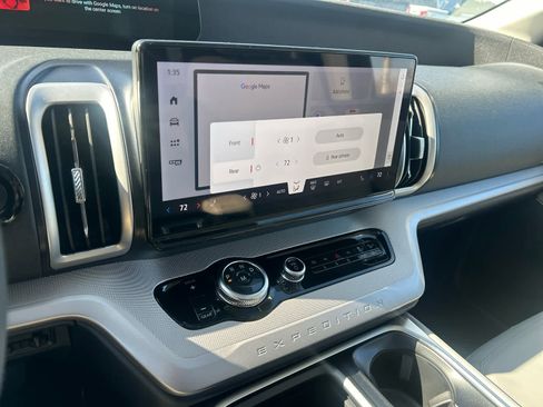 New 2026 Ford Expedition Active image 33