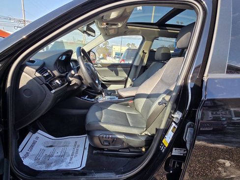 Used 2017 BMW X3 xDrive28i image 9