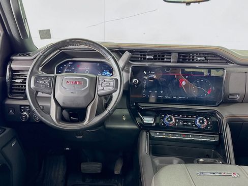 Used 2024 GMC Sierra 3500 AT4 w/ Technology Package AWD/4WD image 13
