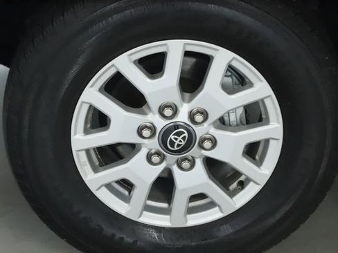 Certified 2024 Toyota Tacoma SR5 image 38