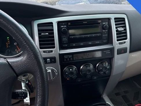 Used 2007 Toyota 4Runner SR5 image 11