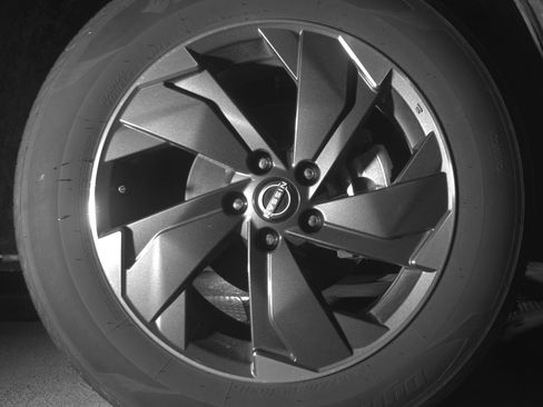 Used 2025 Nissan Rogue SV AWD/4WD image 13