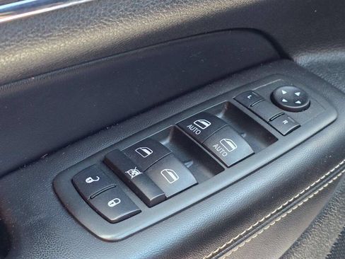 Used 2014 Jeep Grand Cherokee Limited AWD/4WD image 27