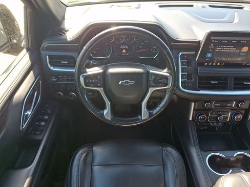 Used 2021 Chevrolet Tahoe Z71 w/ Z71 Signature Package AWD/4WD image 13