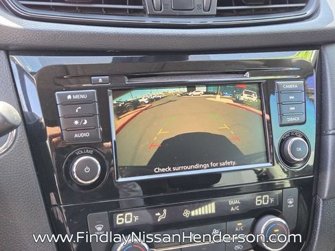 Used 2020 Nissan Rogue SV FWD image 26