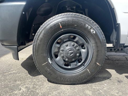 New 2026 RAM 2500 Tradesman AWD/4WD image 10