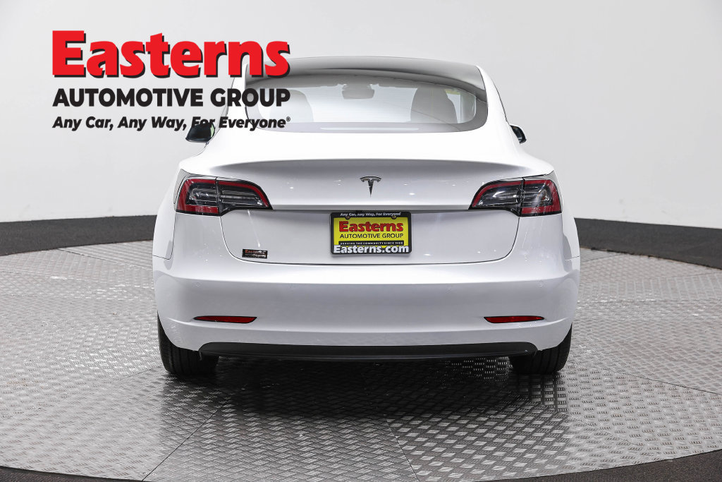 Used 2021 Tesla Model 3 Standard Range Plus RWD image 7