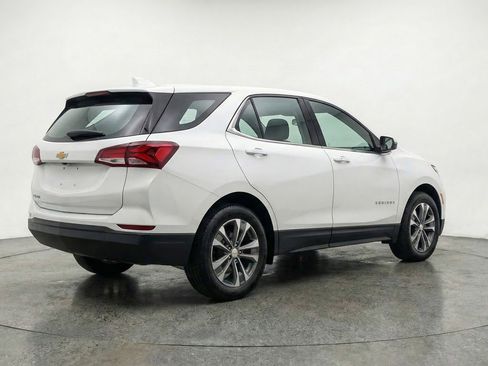 Used 2025 Chevrolet Equinox LT image 9