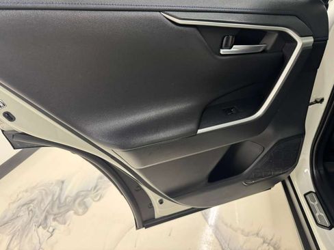 Used 2019 Toyota RAV4 XSE AWD/4WD image 21