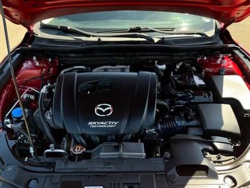 Used 2017 MAZDA MAZDA3 Sport FWD image 19