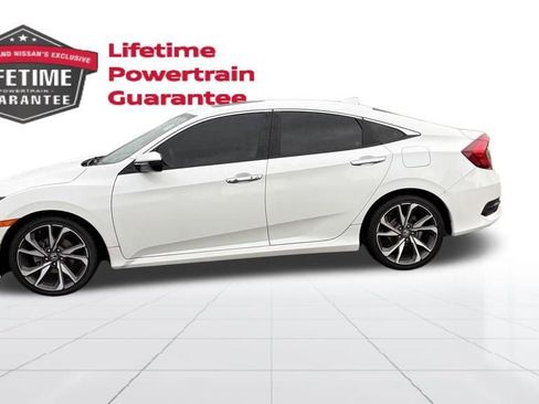Used 2021 Honda Civic Touring image 2