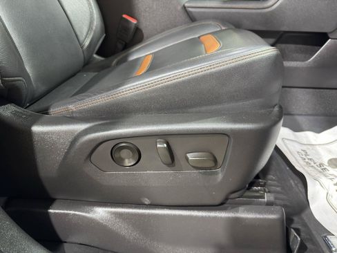 Used 2022 GMC Sierra 1500 AT4 w/ AT4 Premium Package AWD/4WD image 29