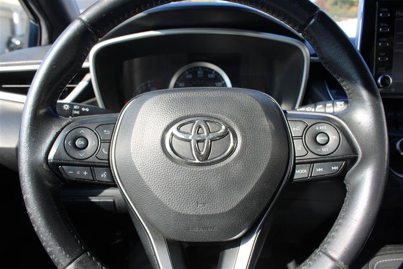 Used 2021 Toyota Corolla SE w/ SE Preferred Package FWD image 11