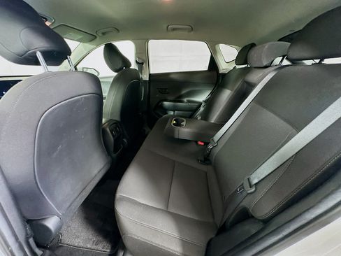 Used 2024 Hyundai Kona SEL FWD image 27