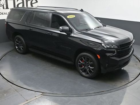 Used 2024 Chevrolet Suburban RST w/ Sport Performance Package AWD/4WD image 49