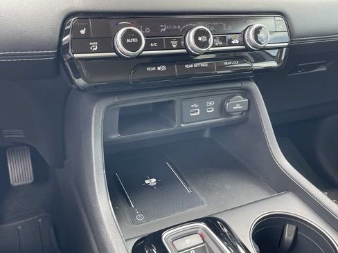 Used 2023 Honda Pilot EX-L image 18