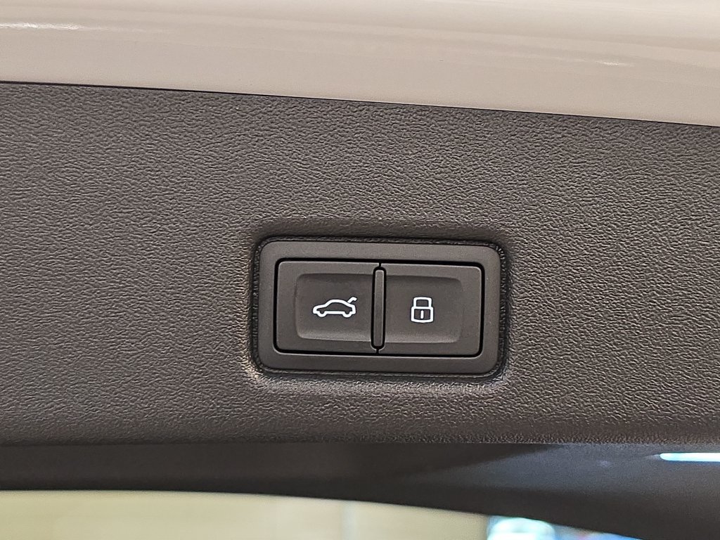 Certified 2026 Audi Q5 Premium AWD/4WD image 13