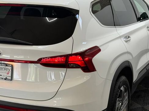 Certified 2023 Hyundai Santa Fe SEL FWD image 11