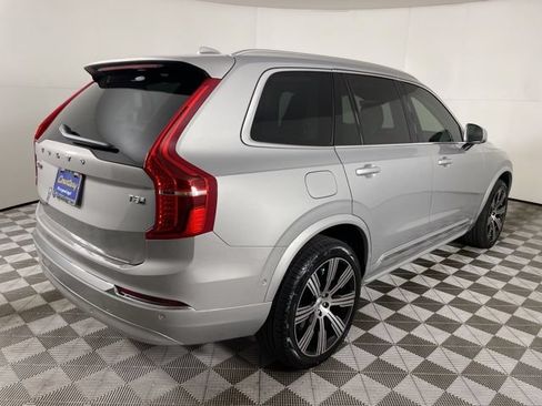Used 2025 Volvo XC90 T8 Plus w/ Protection Package Premier AWD/4WD image 12