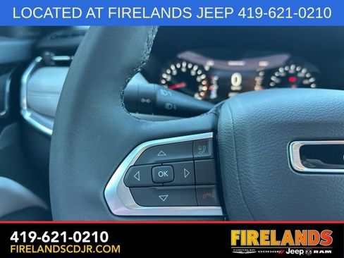 Used 2024 Jeep Compass Limited image 23