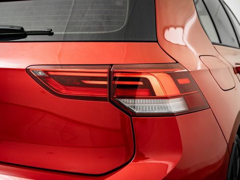 Used 2024 Volkswagen GTI SE image 18