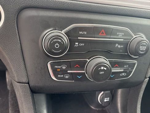 Used 2023 Dodge Charger SXT image 24