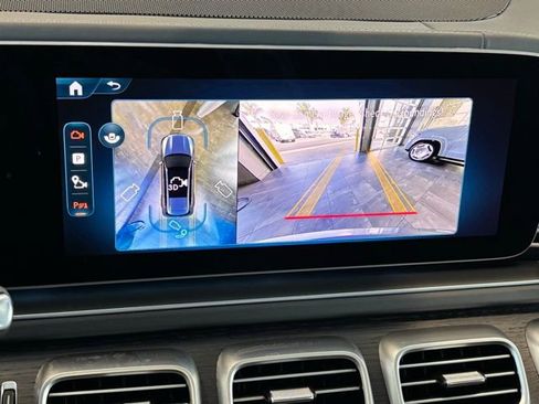 New 2026 Mercedes-Benz GLS 63 AMG 4MATIC image 16