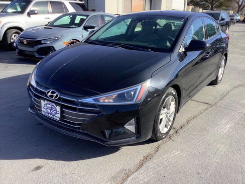 Used 2019 Hyundai Elantra SEL image 3