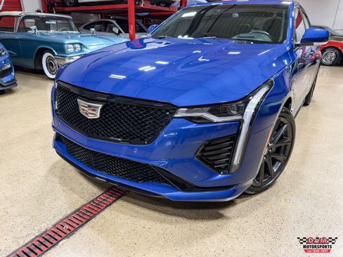 Used 2023 Cadillac CT4 V w/ Navigation Package image 42